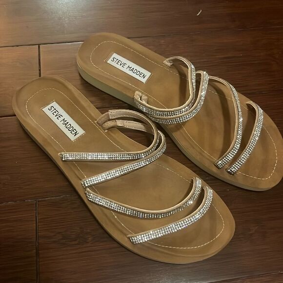 Steve Madden - Silver Rhinestone Sandal - Size 8.5 - Worn Once - Picture 1 of 3